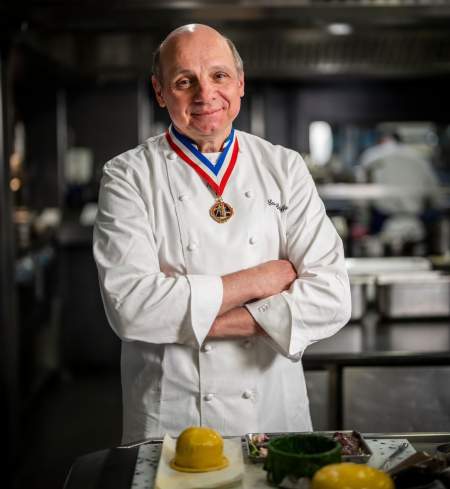Chef Briffard, fondateur du Championnat du Monde de la Tourte de Gibie