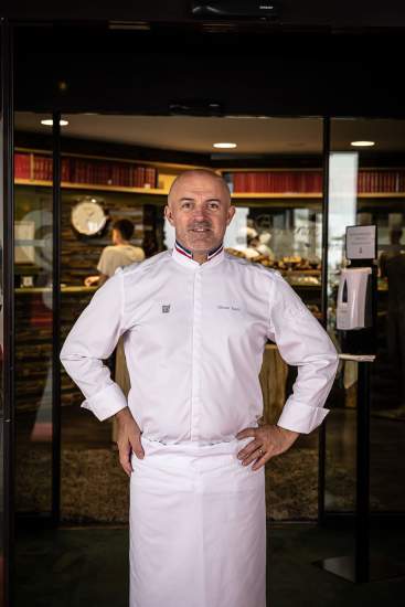 Chef Nasti, fondateur du Championnat du Monde de la Tourte de Gibie